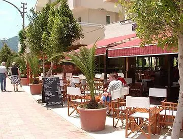 Ayhan Marmaris